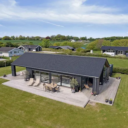 Vakantiehuis Modern On Beautiful Langeland