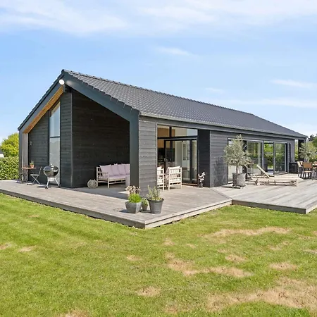 Modern On Beautiful Langeland Vakantiehuis *