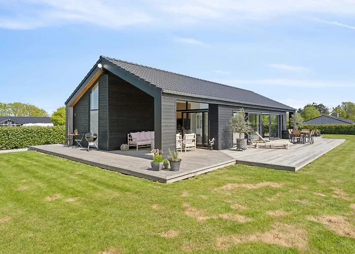Modern On Beautiful Langeland Vakantiehuis *